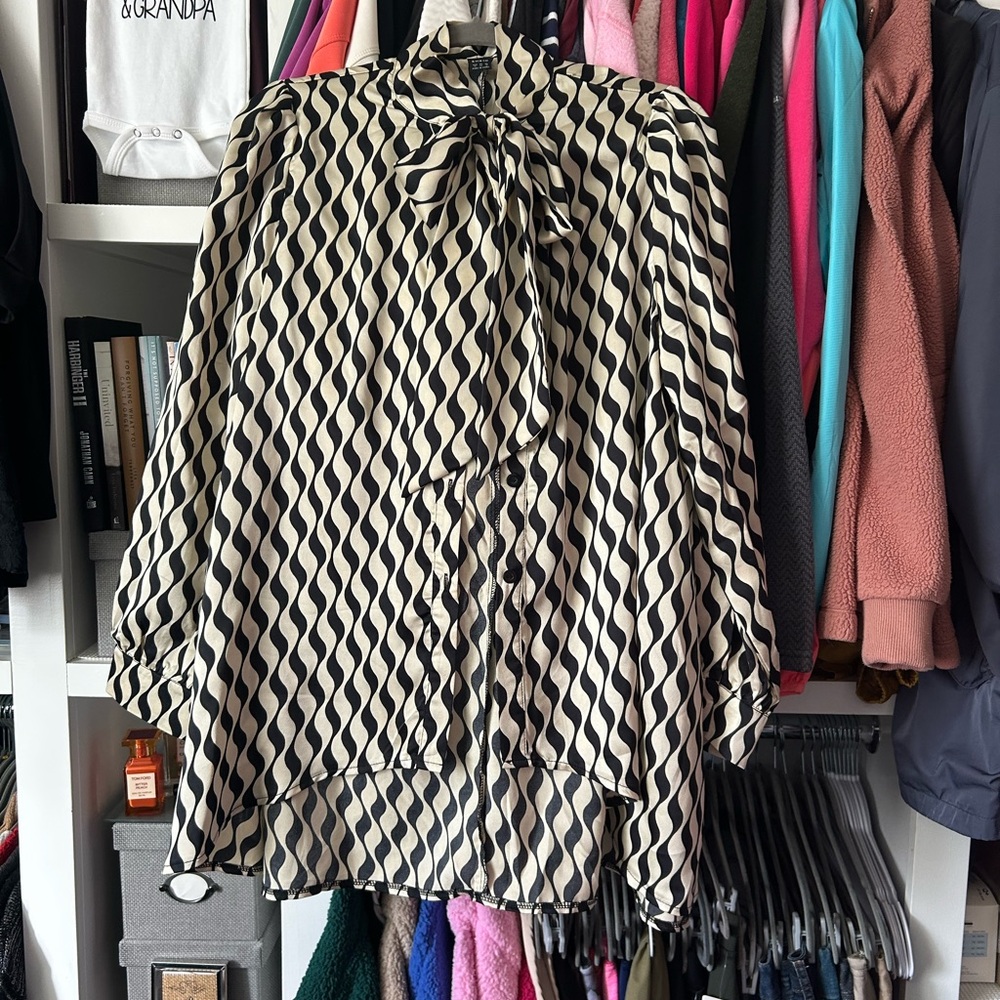 SHEIN Black and White Tie Front Blouse with Peter Pan Collar